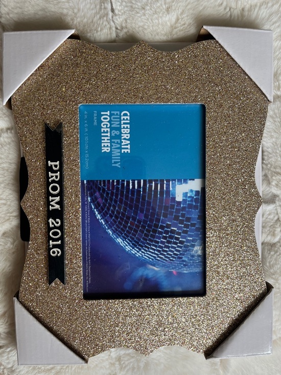 Prom 2016 frame - Picture 2 of 5